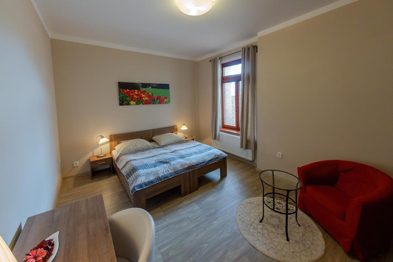 Penzion Apartmany Resident Poděbrady Екстериор снимка