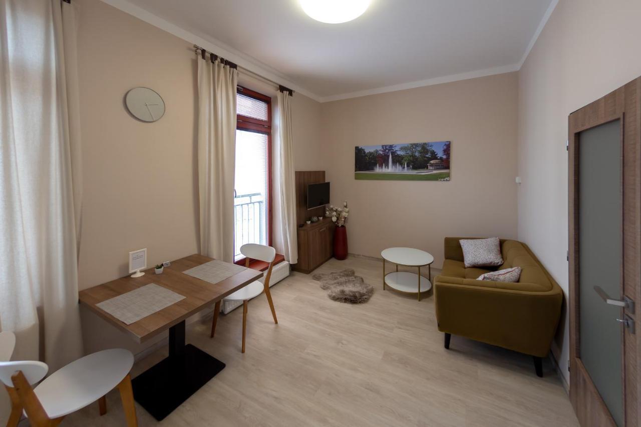 Penzion Apartmany Resident Poděbrady Екстериор снимка