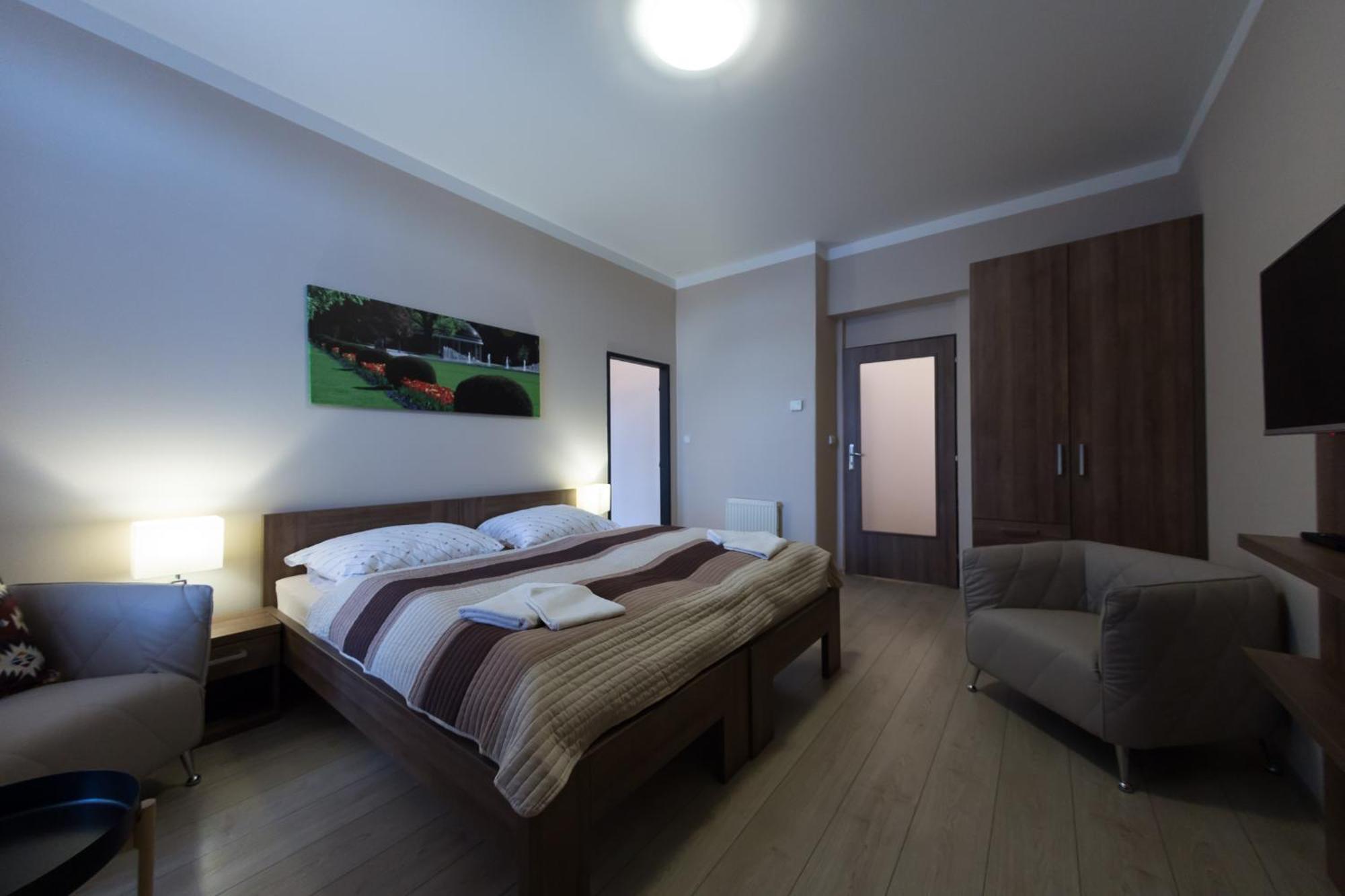 Penzion Apartmany Resident Poděbrady Екстериор снимка