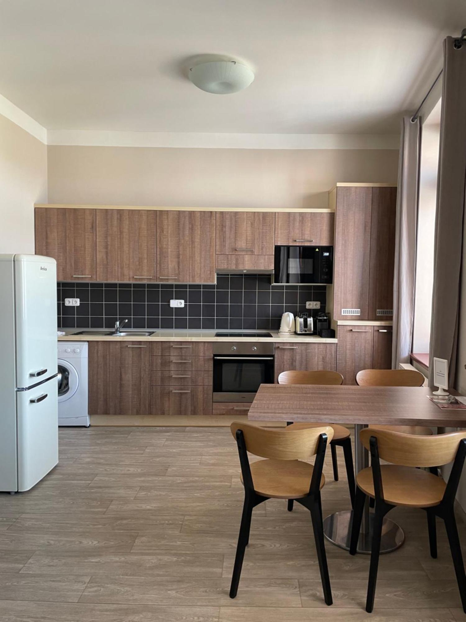 Penzion Apartmany Resident Poděbrady Екстериор снимка