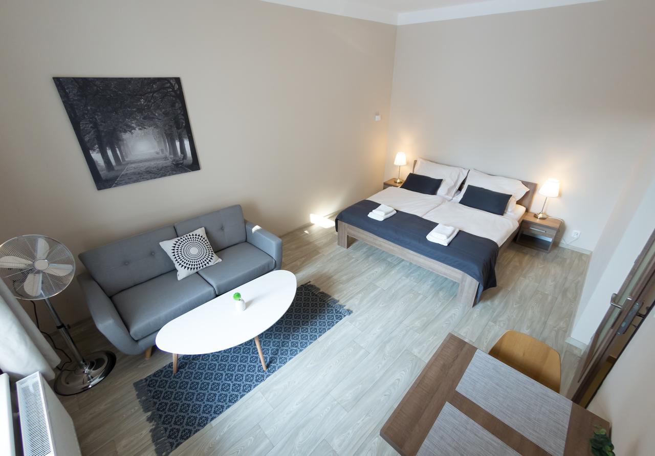Penzion Apartmany Resident Poděbrady Екстериор снимка