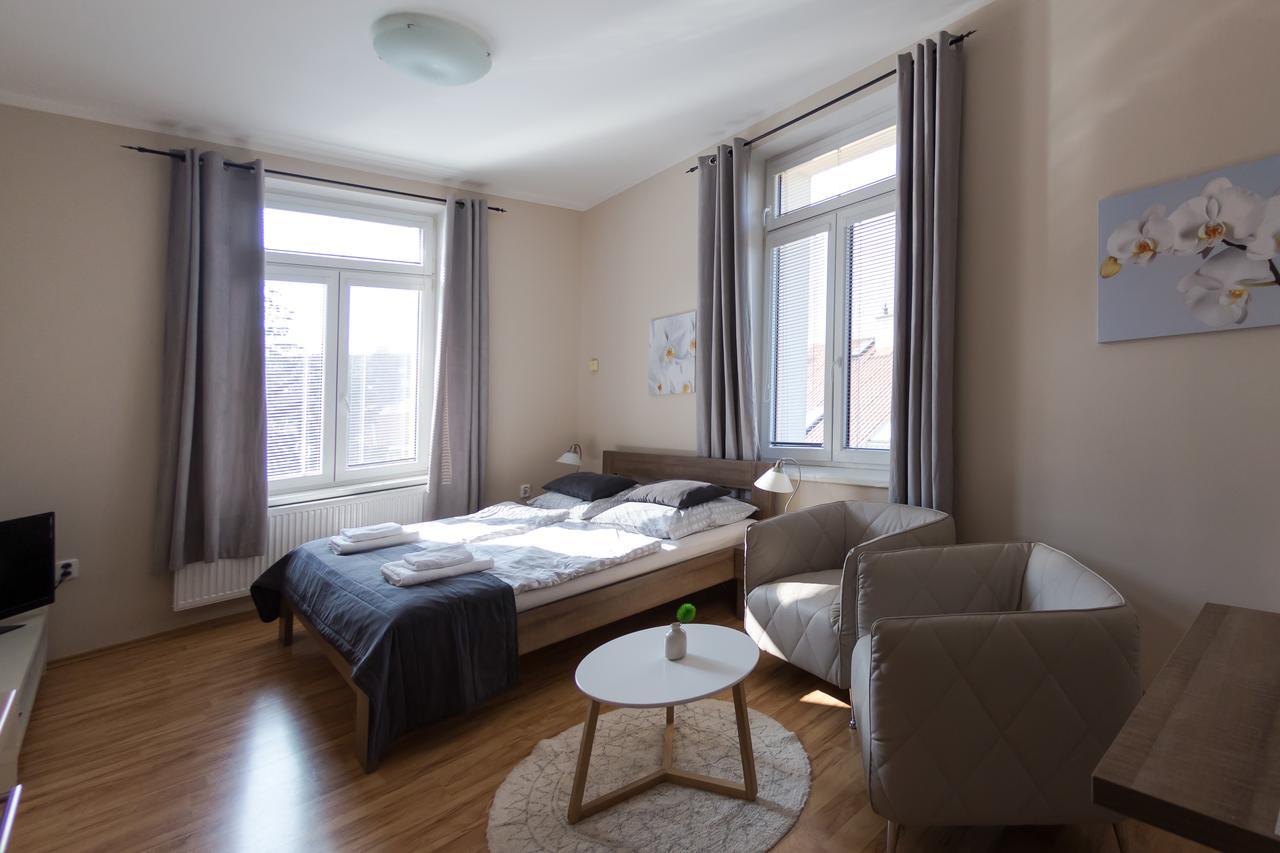Penzion Apartmany Resident Poděbrady Екстериор снимка