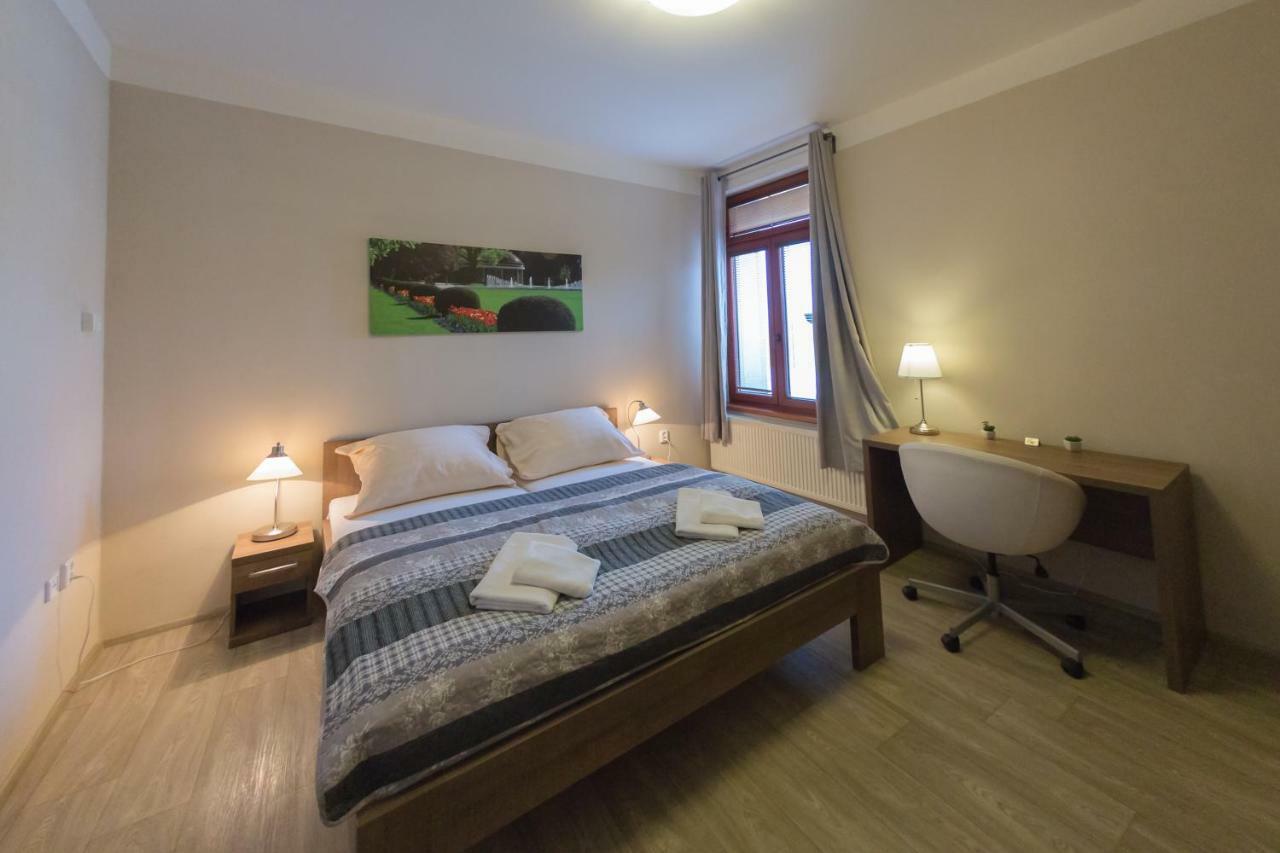 Penzion Apartmany Resident Poděbrady Екстериор снимка